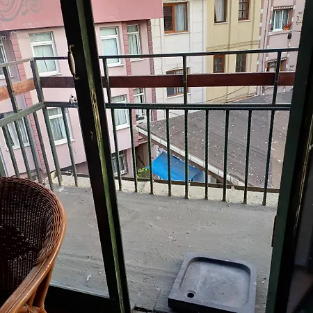 Balat By Hhk Apartamento *